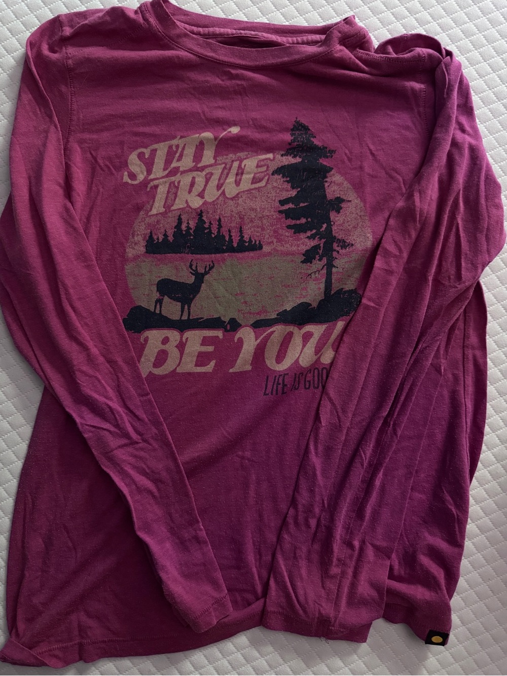 Life Is Good Women's Long Sleeve 'Stay True Be You' Graphic Tee - Berry Pink